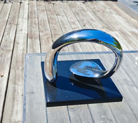 Modernos pequeños adornos de interior de acero inoxidable Escultura