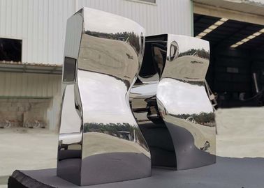 Escultura pública al aire libre moderna del arte del acero inoxidable del espejo de las estatuas del jardín